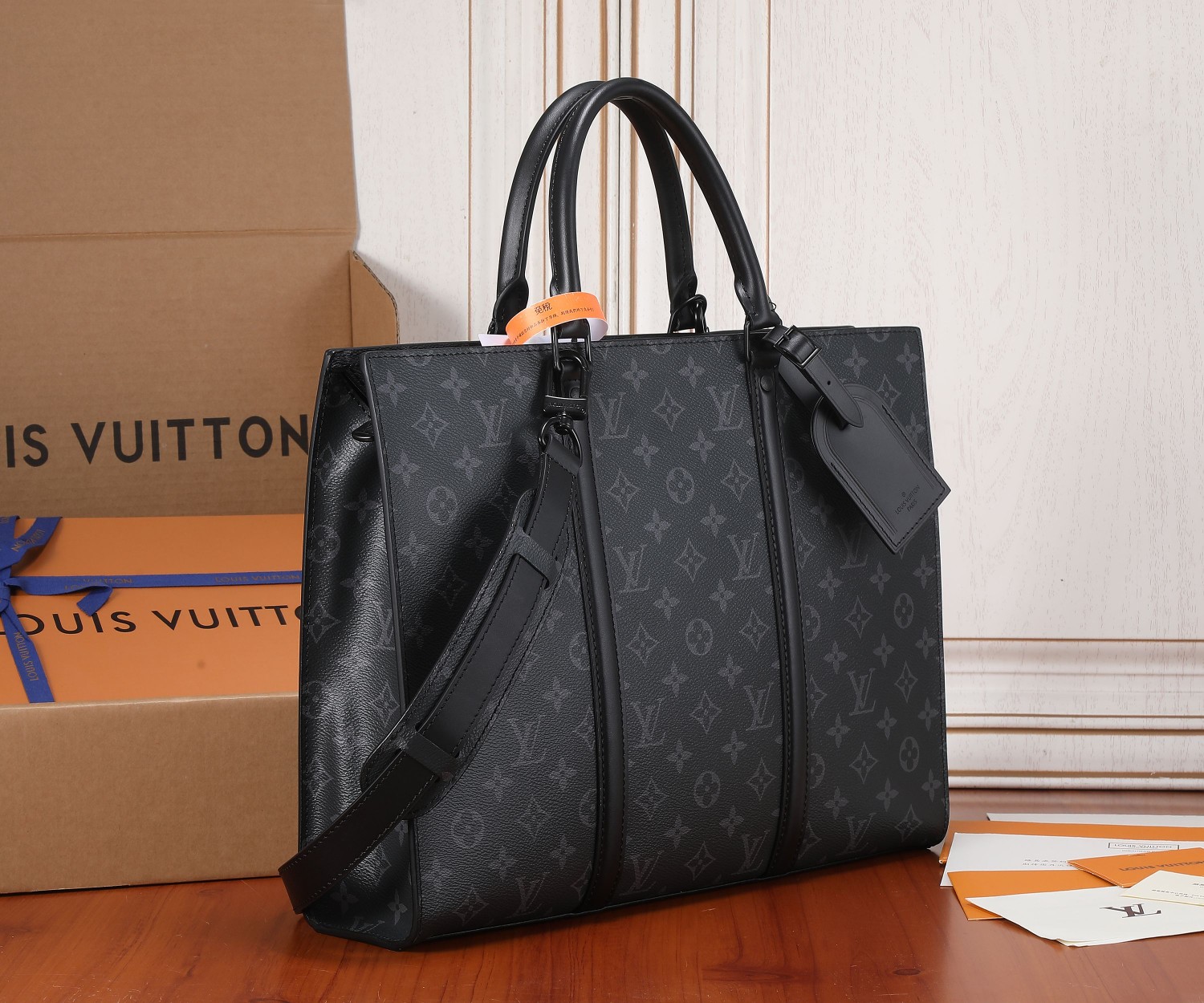 LV高仿男士灰黑Monogram手提托特包 公事包｜歐美奢侈品精品推薦