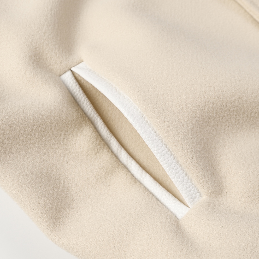 LV一比一米白拼白袖連帽棒球外套 刺繡Logo極簡風設計｜歐美奢侈品精品推薦